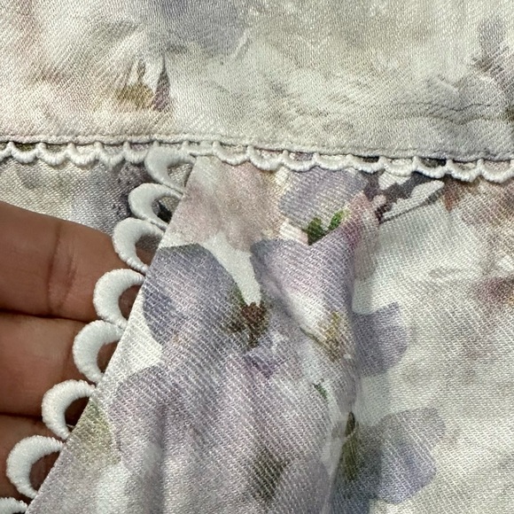 Ted Baker Henliy Vanilla Scallop Trim Linen Shorts Size 3 - Picture 11 of 16